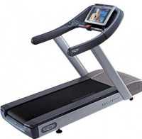 Technogym Run 900 Treadmill-CS